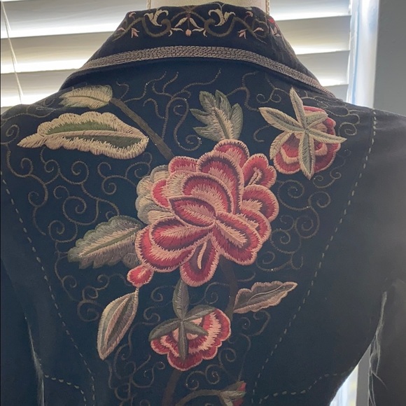 Heavily Embroidered DB Brand Coat - Picture 5 of 8
